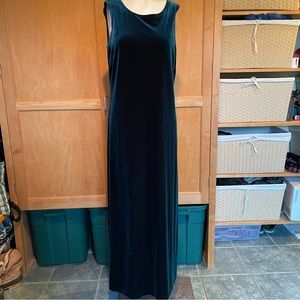 Coldwater Creek Sleeveless Velvet dress